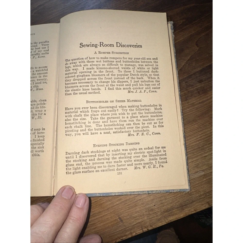 Vintage 1922 Good Housekeeping Book of Menus Recipes And Household Discoveries
